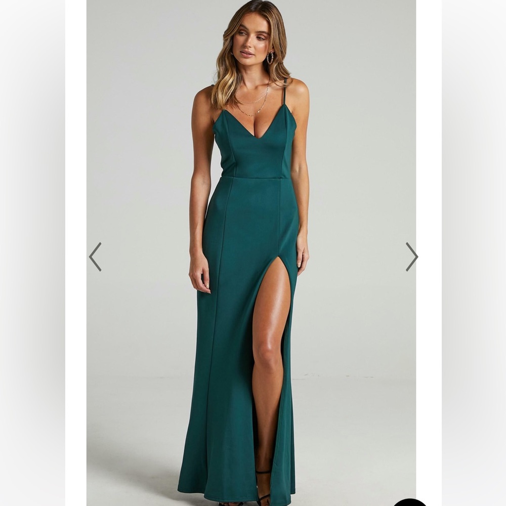 DARE TO DREAM MIDAXI DRESS - PLUNGE NECK THIGH SPLIT DRESS IN EMERALD - 6